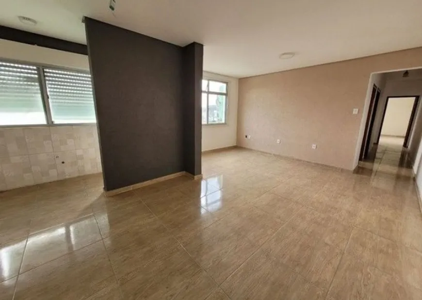 Foto 1 de Apartamento com 3 Quartos à venda, 120m² em Floresta, Porto Alegre