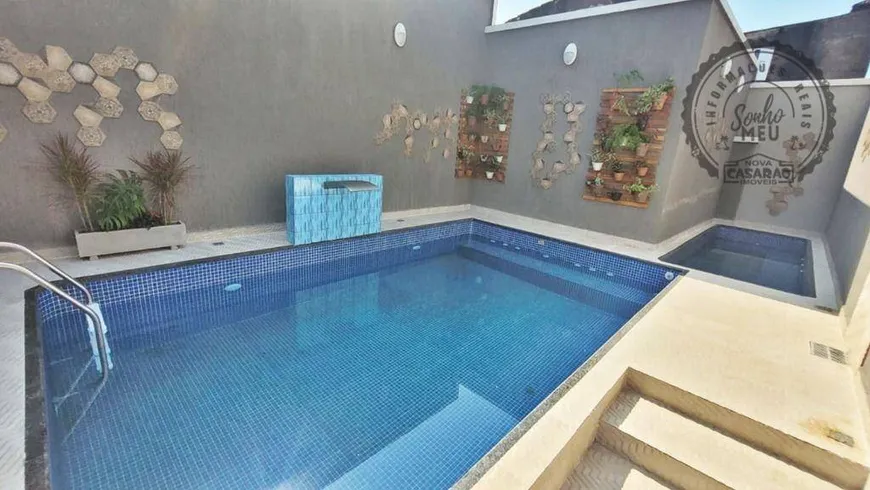 Foto 1 de Casa de Condomínio com 2 Quartos à venda, 49m² em Maracanã, Praia Grande