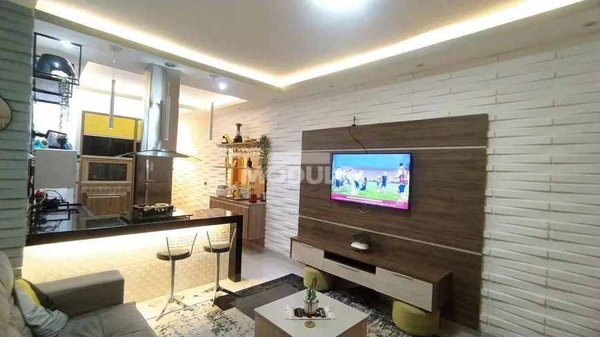 Foto 1 de Casa com 2 Quartos à venda, 78m² em Jardim Europa, Uberlândia