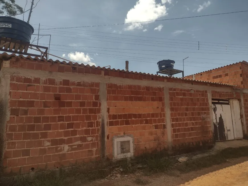 Foto 1 de Casa com 2 Quartos à venda, 140m² em Quintas do Amanhecer II, Brasília