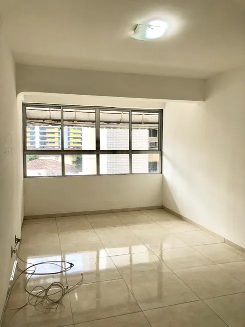 Foto 1 de Apartamento com 3 Quartos para venda ou aluguel, 97m² em Aflitos, Recife