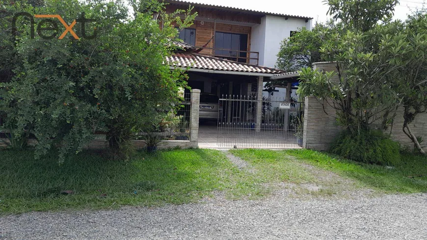 Foto 1 de Casa com 3 Quartos à venda, 210m² em Armação, Penha