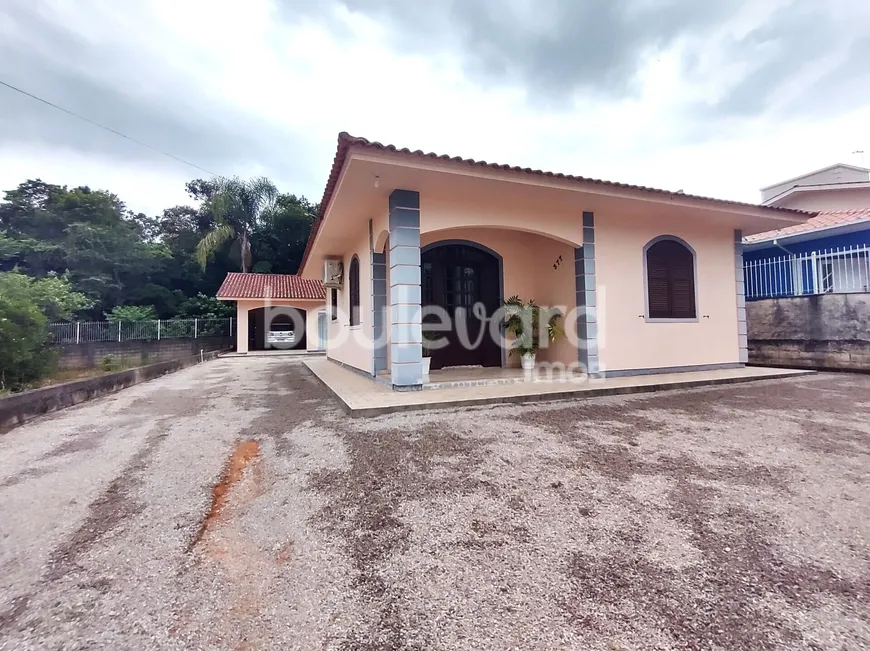 Foto 1 de Casa com 3 Quartos à venda, 100m² em Vila Santana, Santo Amaro da Imperatriz