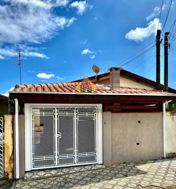 Foto 1 de Casa com 2 Quartos à venda, 100m² em Chácara do Visconde, Taubaté