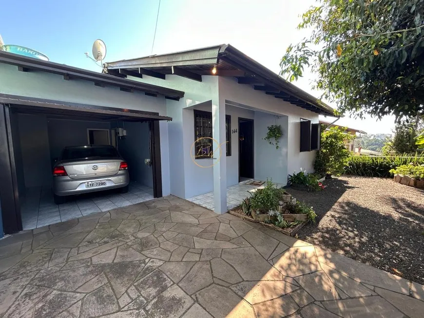 Foto 1 de Casa com 3 Quartos à venda, 152m² em Boa Vista, Lindolfo Collor