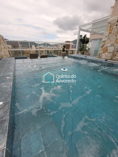 Foto 1 de Cobertura com 3 Quartos à venda, 320m² em Praia De Palmas, Governador Celso Ramos