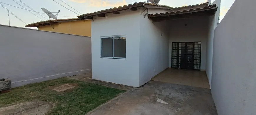 Foto 1 de Casa com 2 Quartos à venda, 110m² em Jardim Buriti Sereno, Aparecida de Goiânia