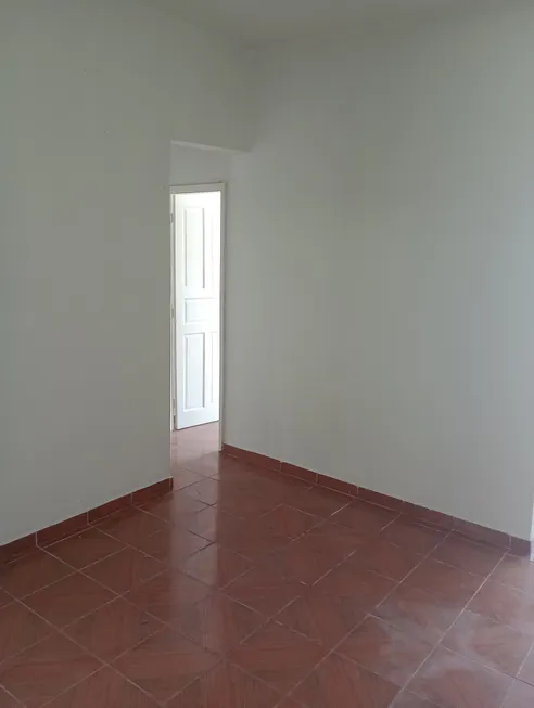 Foto 1 de Casa com 2 Quartos para alugar, 55m² em Olaria, Rio de Janeiro