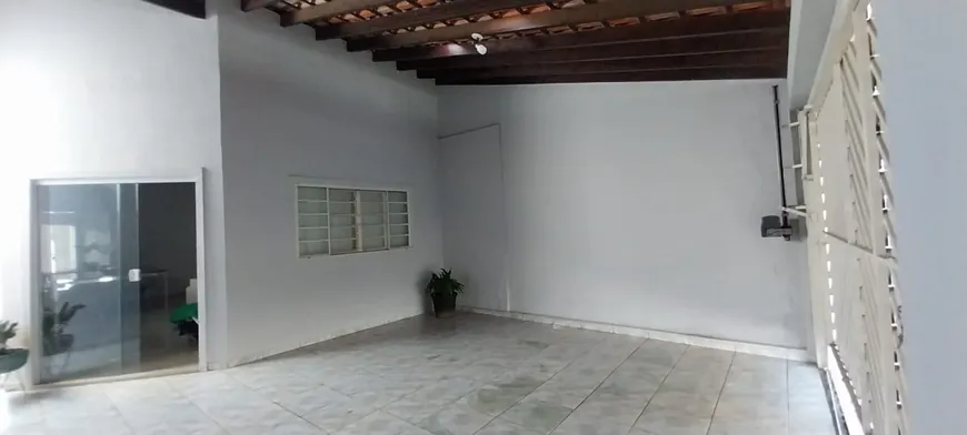 Foto 1 de Casa com 3 Quartos à venda, 145m² em Parque Santa Edwiges, Bauru