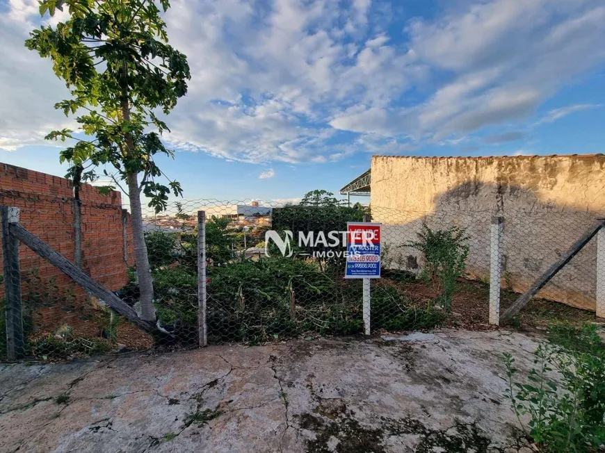 Foto 1 de Lote/Terreno à venda, 250m² em Nucleo Habitacional Costa e Silva, Marília