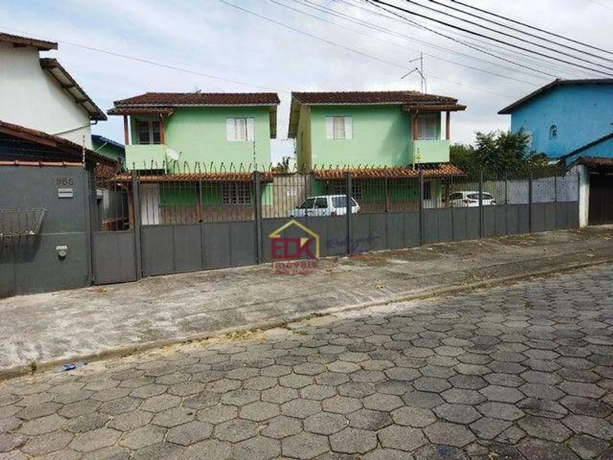 Foto 1 de Casa de Condomínio com 2 Quartos à venda, 40m² em Martim de Sa, Caraguatatuba