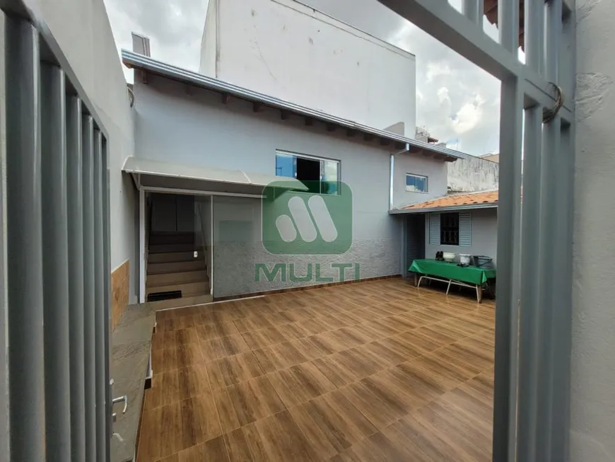 Foto 1 de Casa com 3 Quartos à venda, 172m² em Martins, Uberlândia