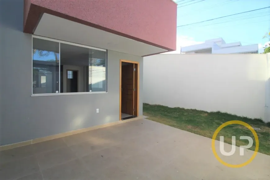 Foto 1 de Casa com 3 Quartos à venda, 184m² em Itapoã, Belo Horizonte