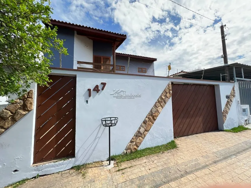 Foto 1 de Sobrado com 3 Quartos à venda, 180m² em Vila Real, Hortolândia