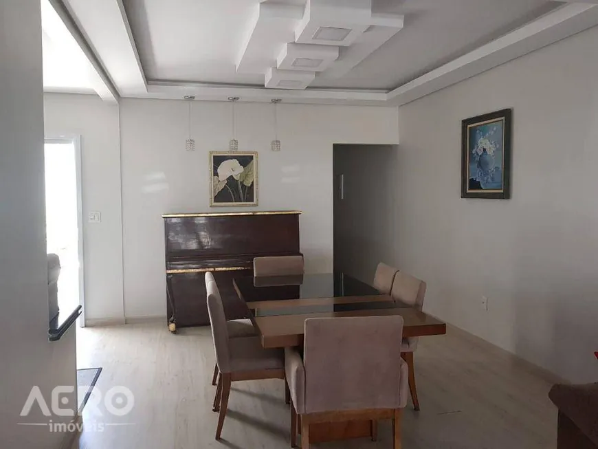 Foto 1 de Casa com 3 Quartos à venda, 133m² em Parque Santa Edwiges, Bauru