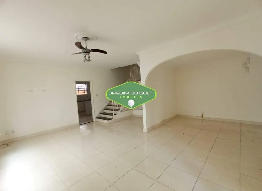 Foto 1 de Casa com 3 Quartos para alugar, 197m² em Ponta da Praia, Santos