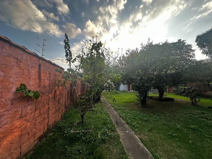 Foto 1 de Fazenda/Sítio com 5 Quartos à venda, 1350m² em Vila São Geraldo, Taubaté