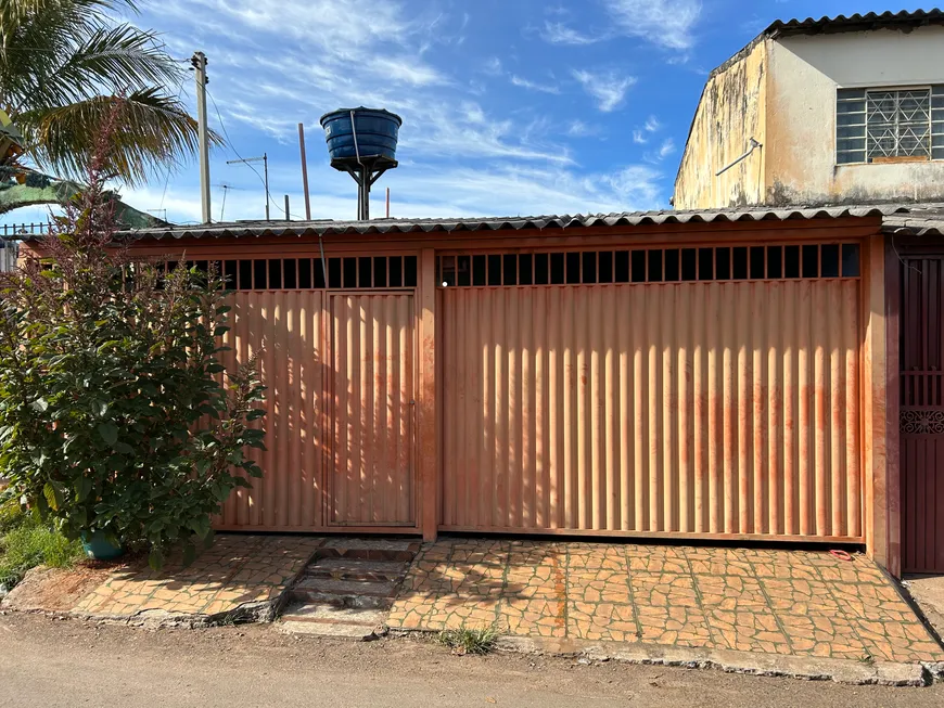 Foto 1 de Casa com 3 Quartos à venda, 150m² em Ceilândia, Brasília