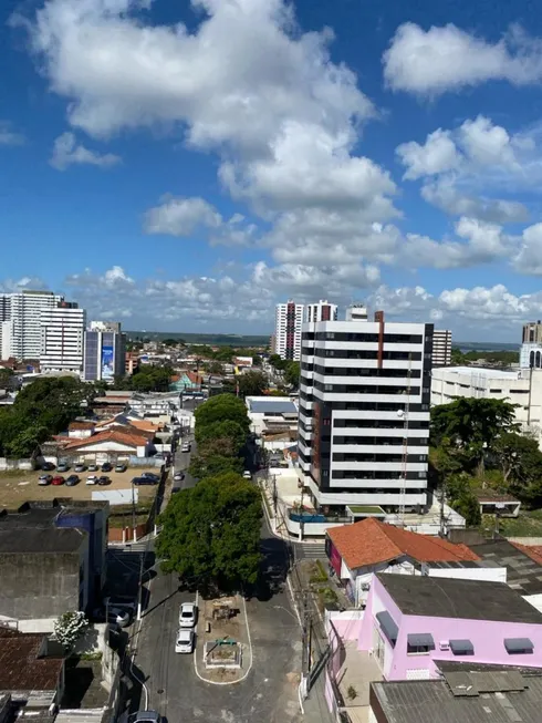 Foto 1 de Apartamento com 3 Quartos para alugar, 188m² em Farol, Maceió