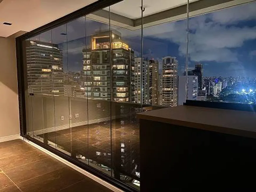 Foto 1 de Apartamento com 1 Quarto para alugar, 45m² em Cerqueira César, São Paulo