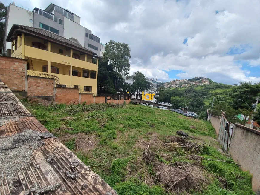 Foto 1 de Lote/Terreno à venda, 382m² em Ouro Preto, Belo Horizonte