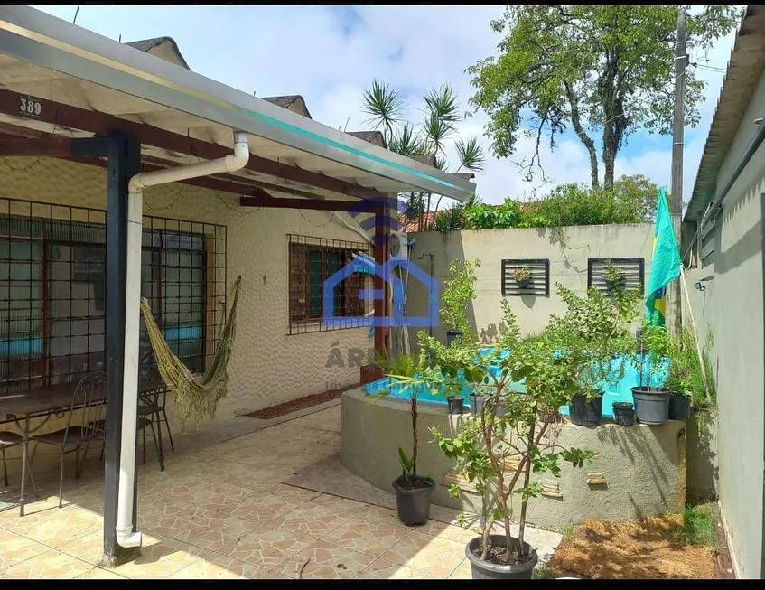 Foto 1 de Casa com 2 Quartos à venda, 64m² em Praia Das Palmeiras, Caraguatatuba