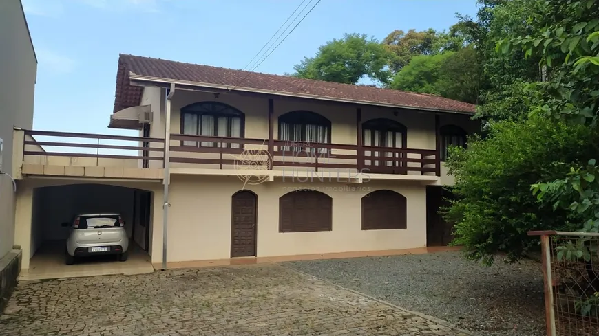 Foto 1 de Casa com 4 Quartos à venda, 121m² em Glória, Joinville