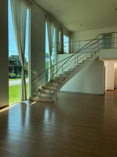 Foto 1 de Casa de Condomínio com 4 Quartos para alugar, 434m² em Aldeia do Vale, Goiânia