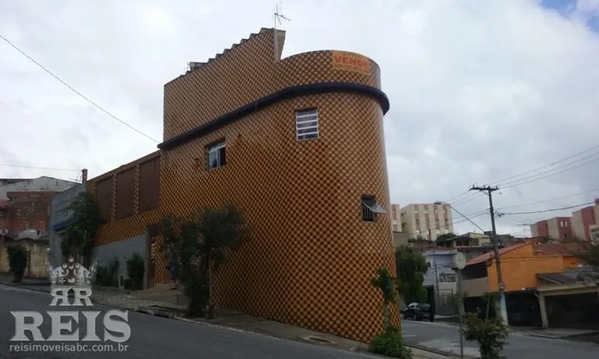 Foto 1 de Casa com 2 Quartos à venda, 427m² em Taboão, São Bernardo do Campo