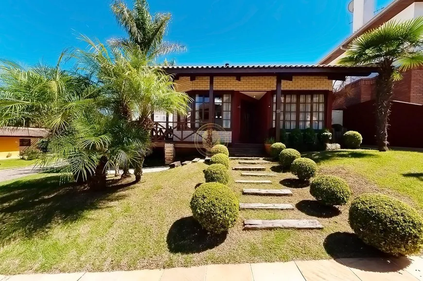 Foto 1 de Casa de Condomínio com 3 Quartos à venda, 330m² em Butiatuvinha, Curitiba