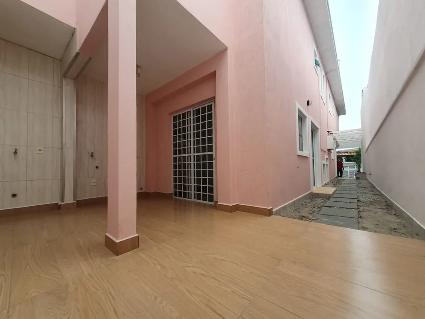 Foto 1 de Sobrado com 3 Quartos à venda, 130m² em Cipava, Osasco