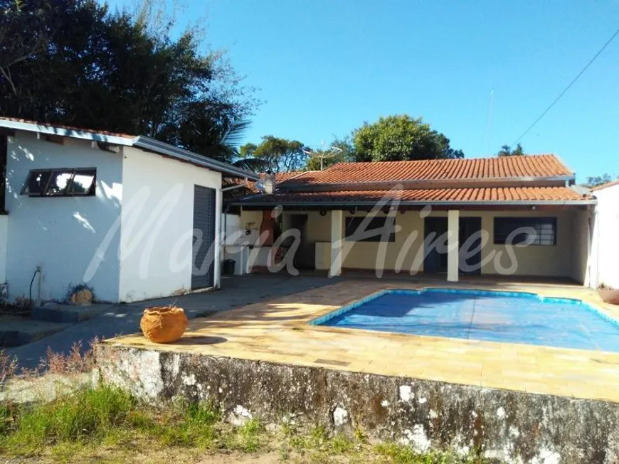 Foto 1 de Fazenda/Sítio com 3 Quartos à venda, 1111m² em , Itirapina