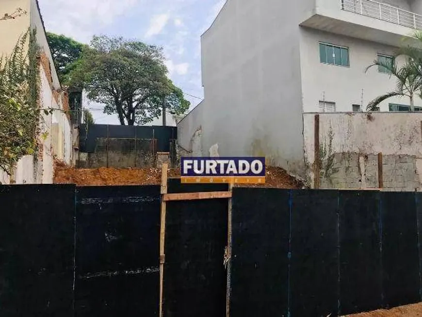 Foto 1 de Lote/Terreno à venda, 249m² em Vila Guiomar, Santo André