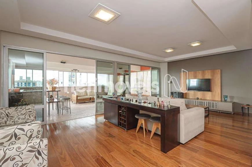 Foto 1 de Apartamento com 4 Quartos à venda, 361m² em Santo Antônio, Belo Horizonte
