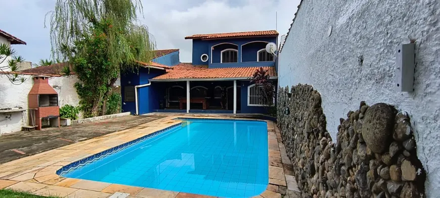Foto 1 de Casa com 3 Quartos à venda, 68m² em Jardim Grandesp, Itanhaém