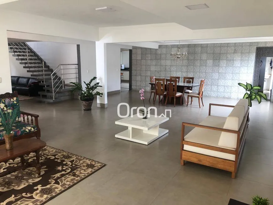 Foto 1 de Sobrado com 5 Quartos à venda, 470m² em Jardim Balneário Meia Ponte, Goiânia