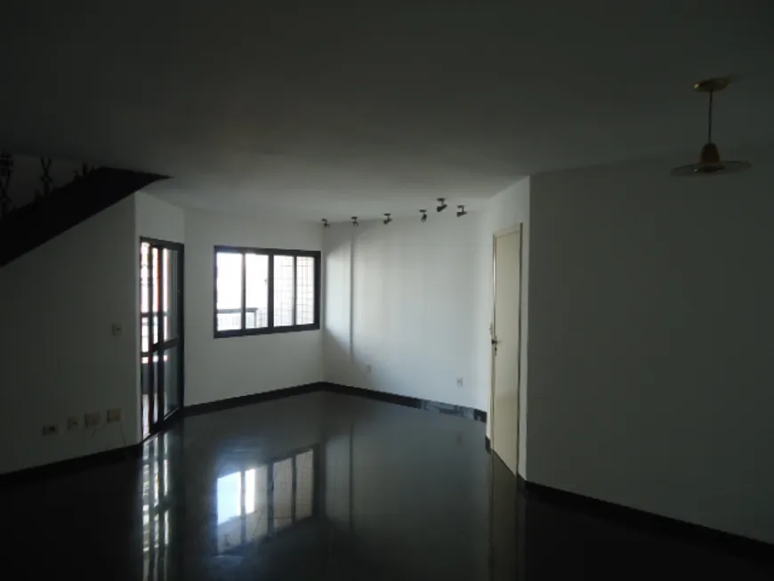 Foto 1 de Apartamento com 4 Quartos para alugar, 214m² em Centro, Ribeirão Preto