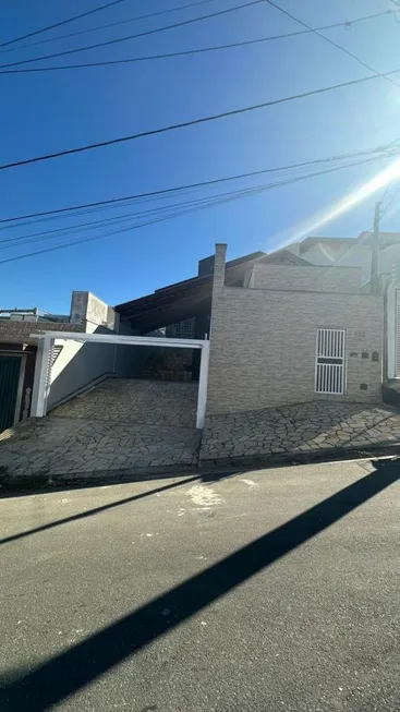 Foto 1 de Sobrado com 3 Quartos à venda, 250m² em Jardim Regente, Indaiatuba