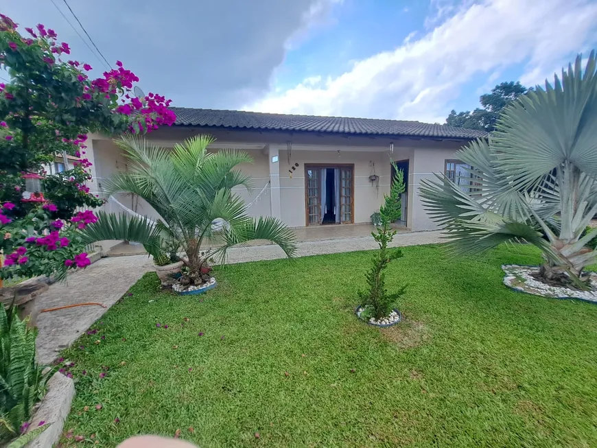 Foto 1 de Casa com 3 Quartos à venda, 193m² em Leao, Agudos do Sul