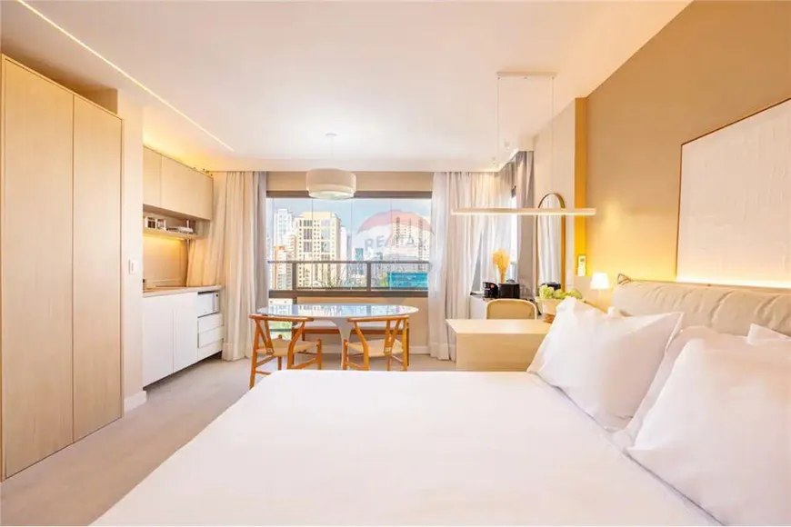 Foto 1 de Apartamento com 1 Quarto para alugar, 28m² em Itaim Bibi, São Paulo