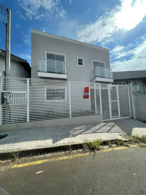 Foto 1 de Sobrado com 3 Quartos à venda, 120m² em Órfãs, Ponta Grossa