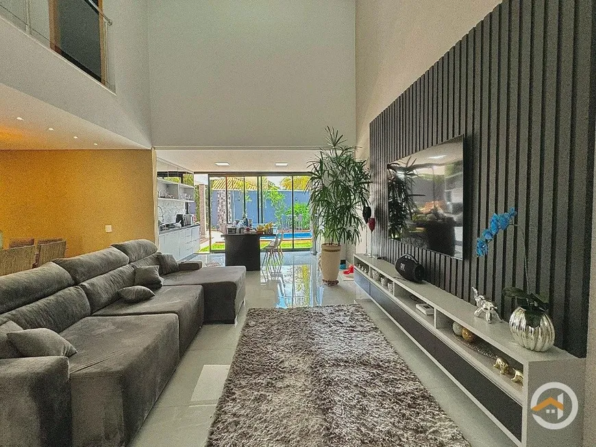 Foto 1 de Casa de Condomínio com 4 Quartos à venda, 300m² em Condomínio do Lago, Goiânia