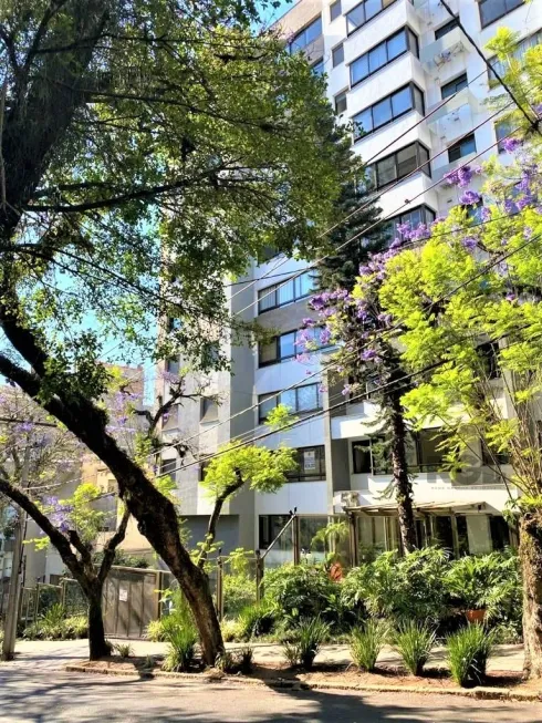 Foto 1 de Apartamento com 1 Quarto à venda, 45m² em Rio Branco, Porto Alegre