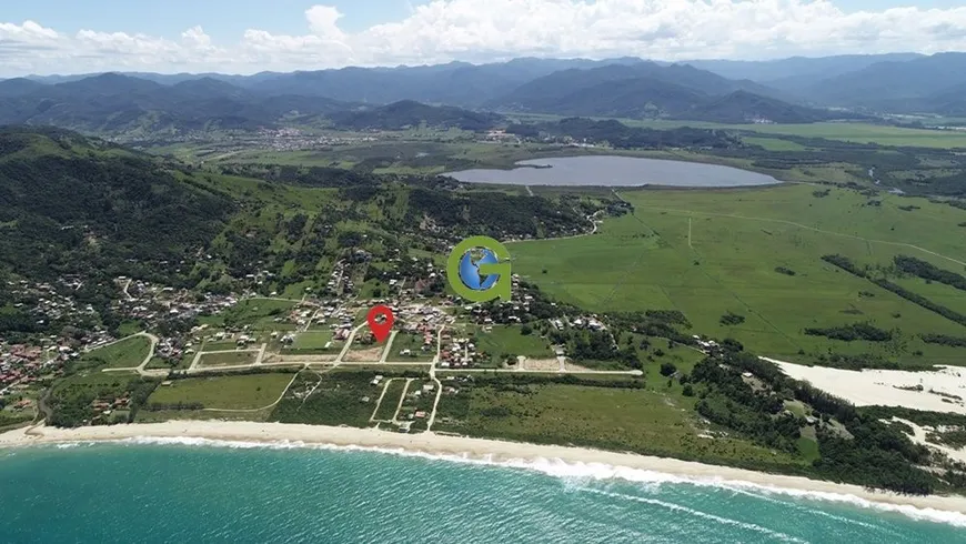 Foto 1 de Lote/Terreno à venda, 408m² em Praia da Gamboa, Garopaba