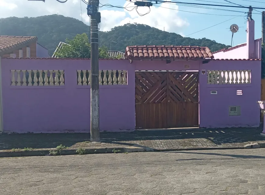 Foto 1 de Casa com 3 Quartos à venda, 100m² em Centro, Mongaguá