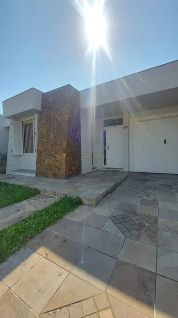 Foto 1 de Casa com 3 Quartos à venda, 225m² em Vila Ipiranga, Porto Alegre