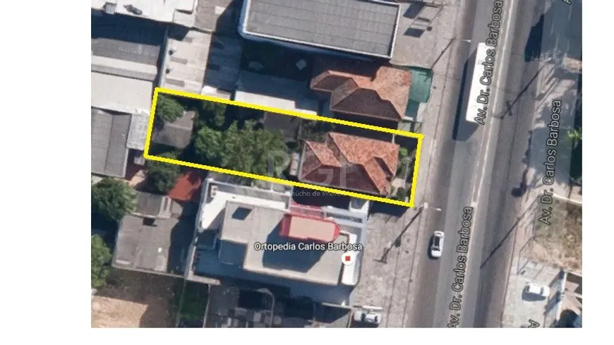 Foto 1 de Lote/Terreno à venda, 485m² em Medianeira, Porto Alegre