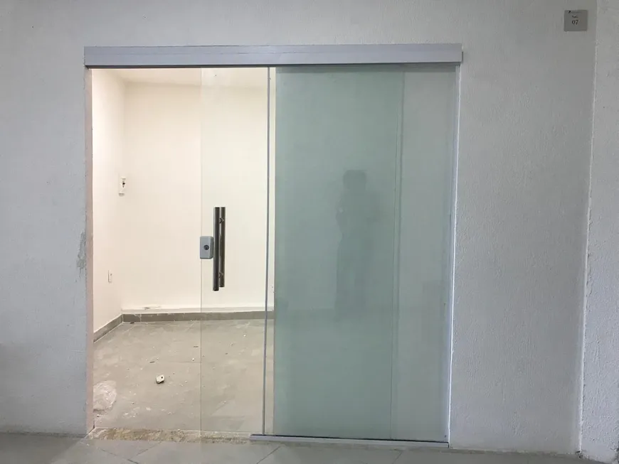 Foto 1 de Ponto Comercial para alugar, 10m² em Itapuã, Salvador