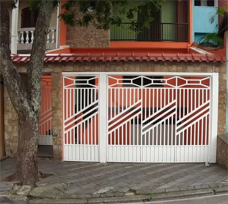 Foto 1 de Sobrado com 3 Quartos à venda, 220m² em Centreville, Santo André