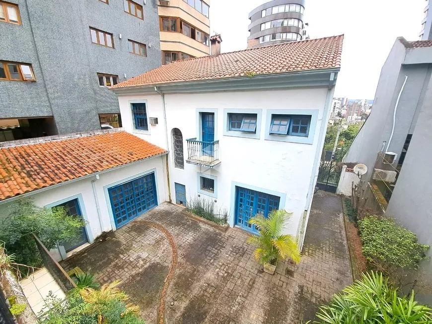 Foto 1 de Casa com 4 Quartos à venda, 390m² em Bela Vista, Porto Alegre